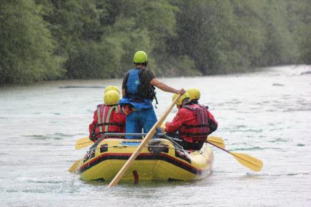 TUDI SLEPI IN SLABOVIDNI NA RAFTINGU PO SOČI13